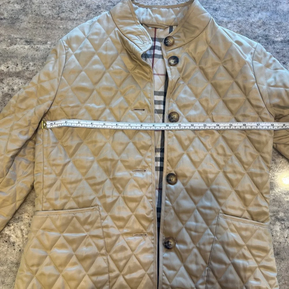 Authentic Vintage 2000s Burberry Nova Quilted Women’s Jacket - Picture 8 of 15
